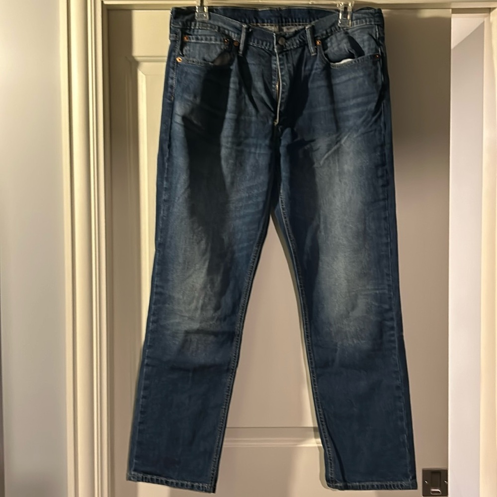 Levis